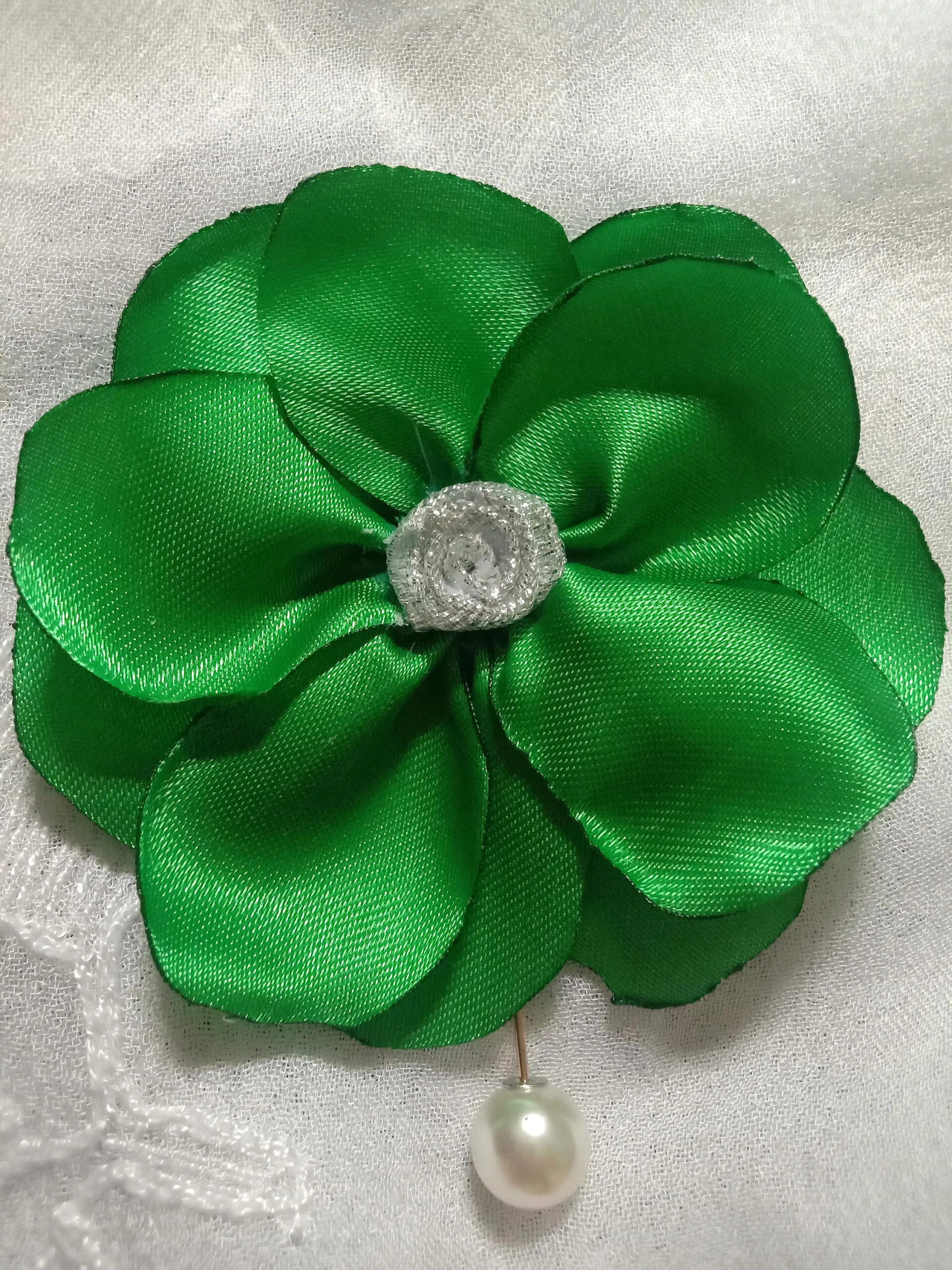 Handmade Green Satin Fabric Brooch and Flower Pin