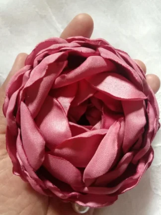 Handgefertigte Peony Satin Blume Brosche Corsage (R3)